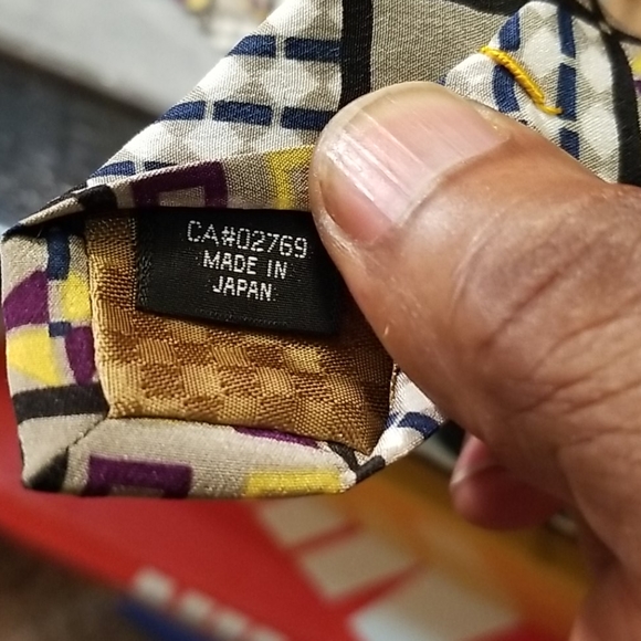 Format tie - Picture 4 of 6